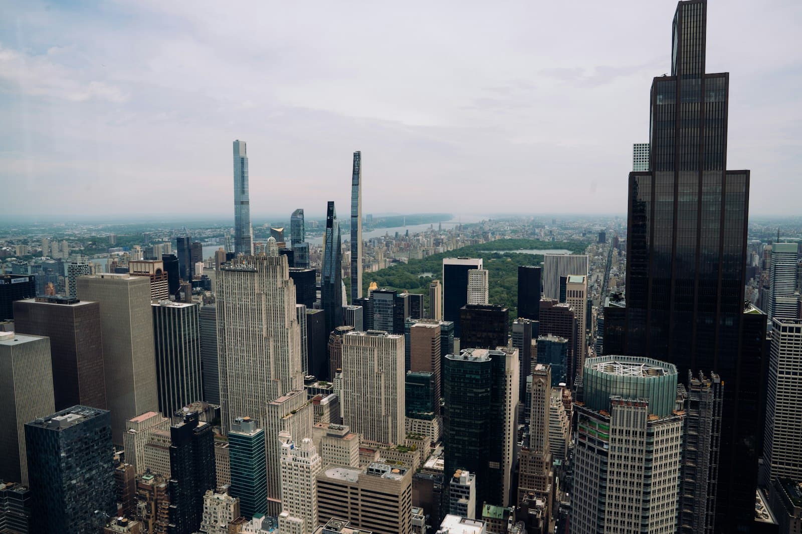A panoramic Manhattan skyline above Central Park